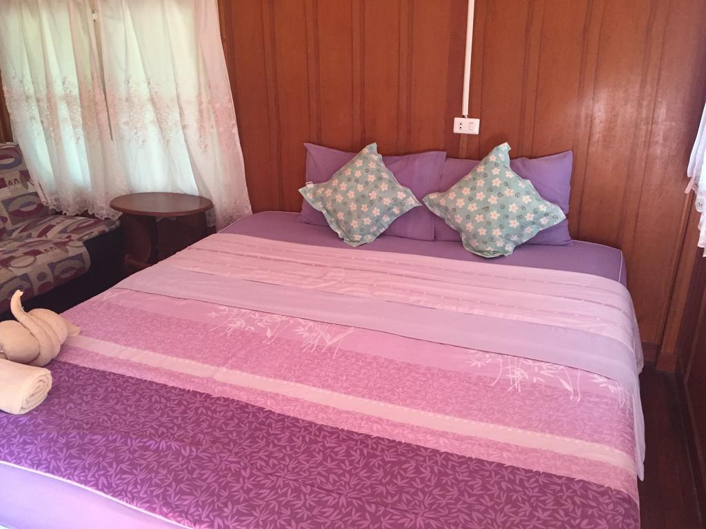 Sin U Rai Resort Ko Lan Room photo
