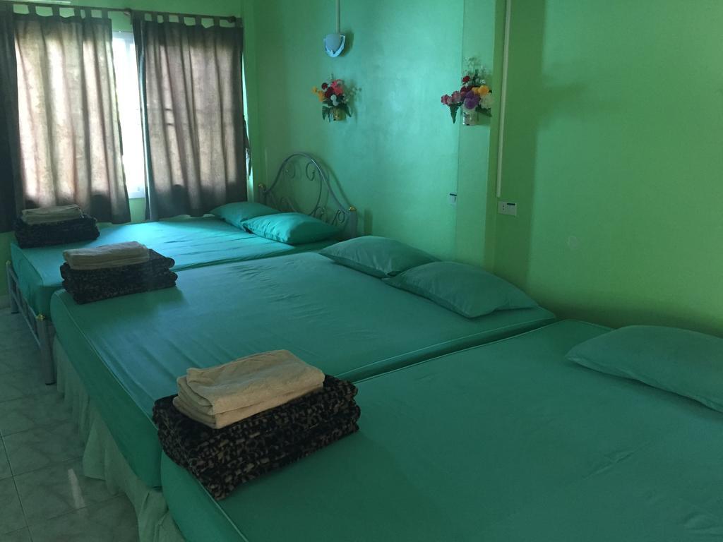 Sin U Rai Resort Ko Lan Room photo